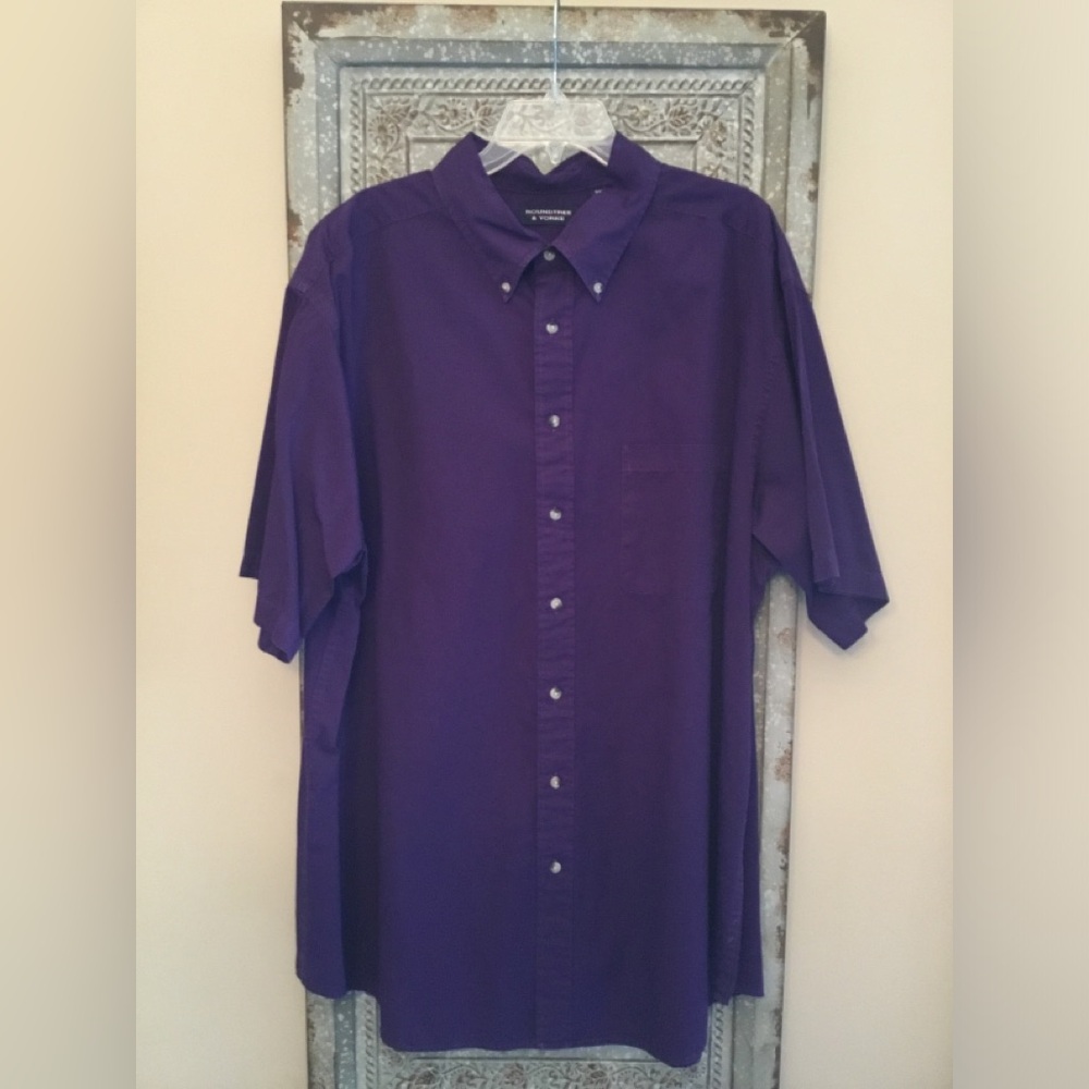 Roundtree & Yorke Men's Deep Purple Short-Sleeve Button-Down Shirt